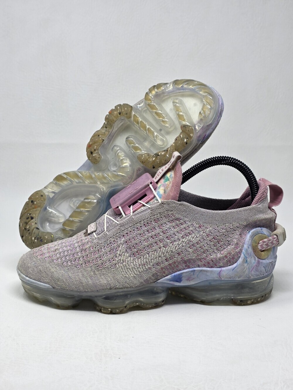 NIke Air Vapormax 2020 Fiyknit Women's CT1933-500 Pink Sneakers Size 7 Pre-owned
